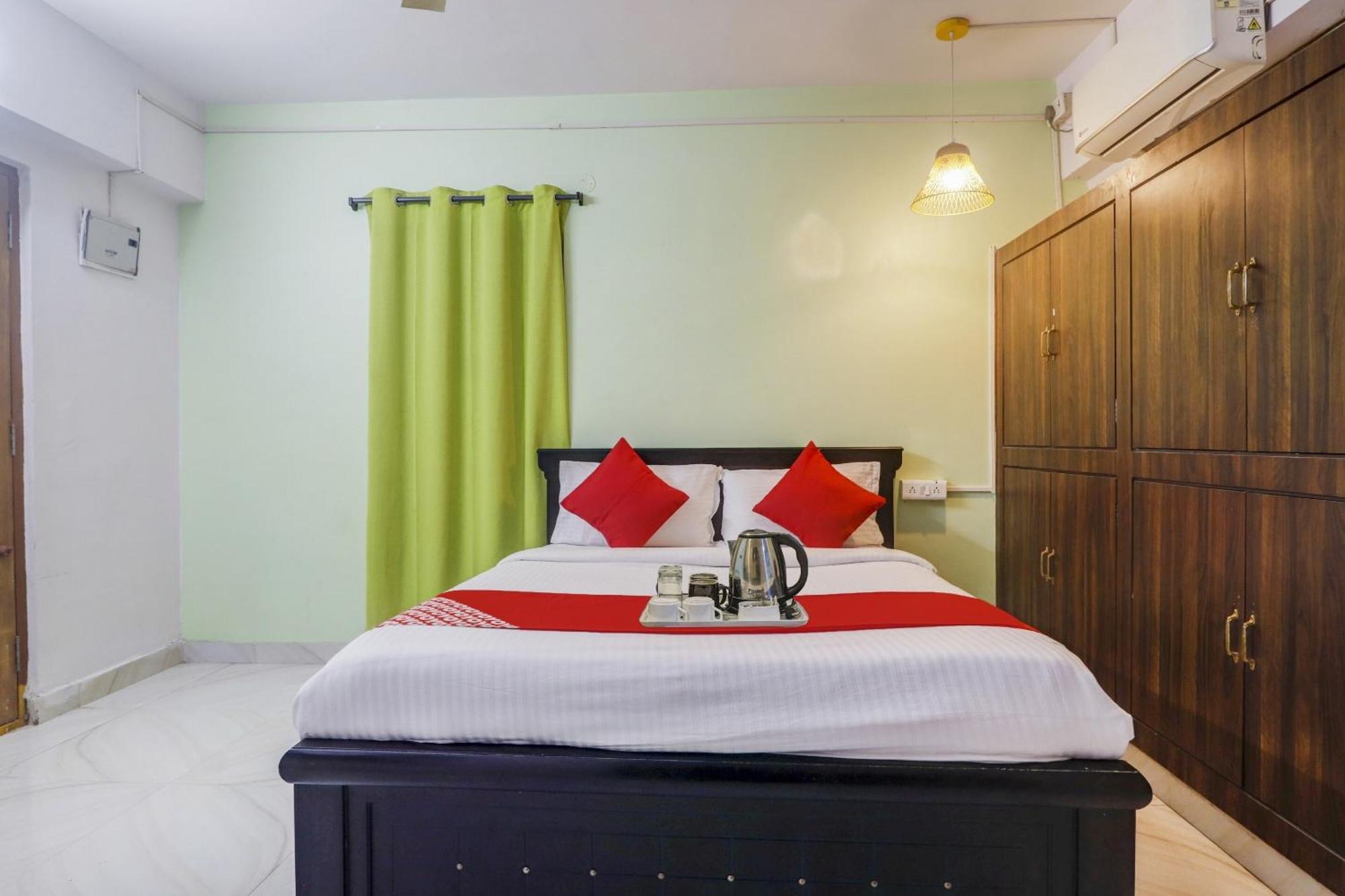 Hotel O Broholic Hotels Near Botanical Garden 하이데라바드 외부 사진